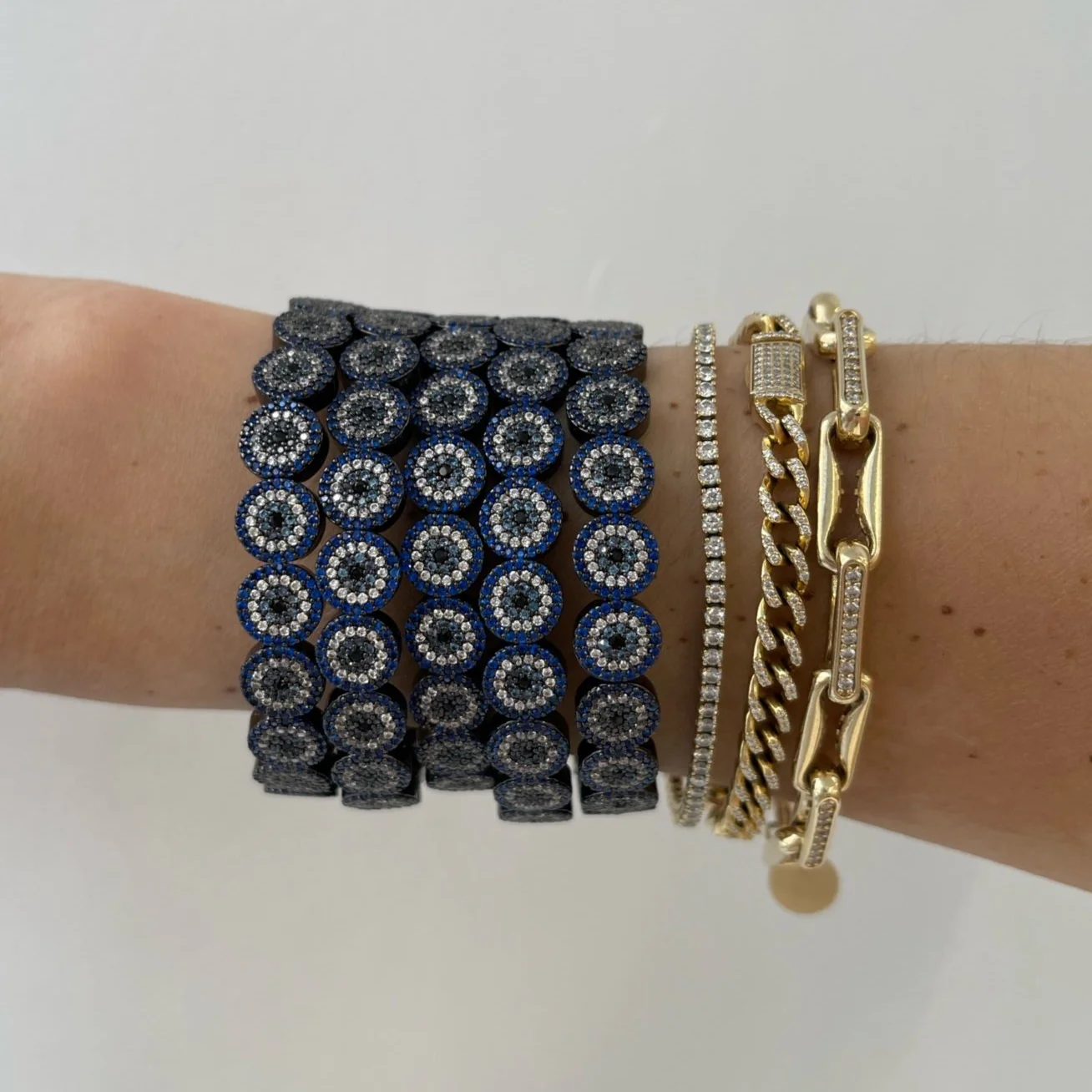 THE ETERNAL EVIL EYE BRACELET - Image 6