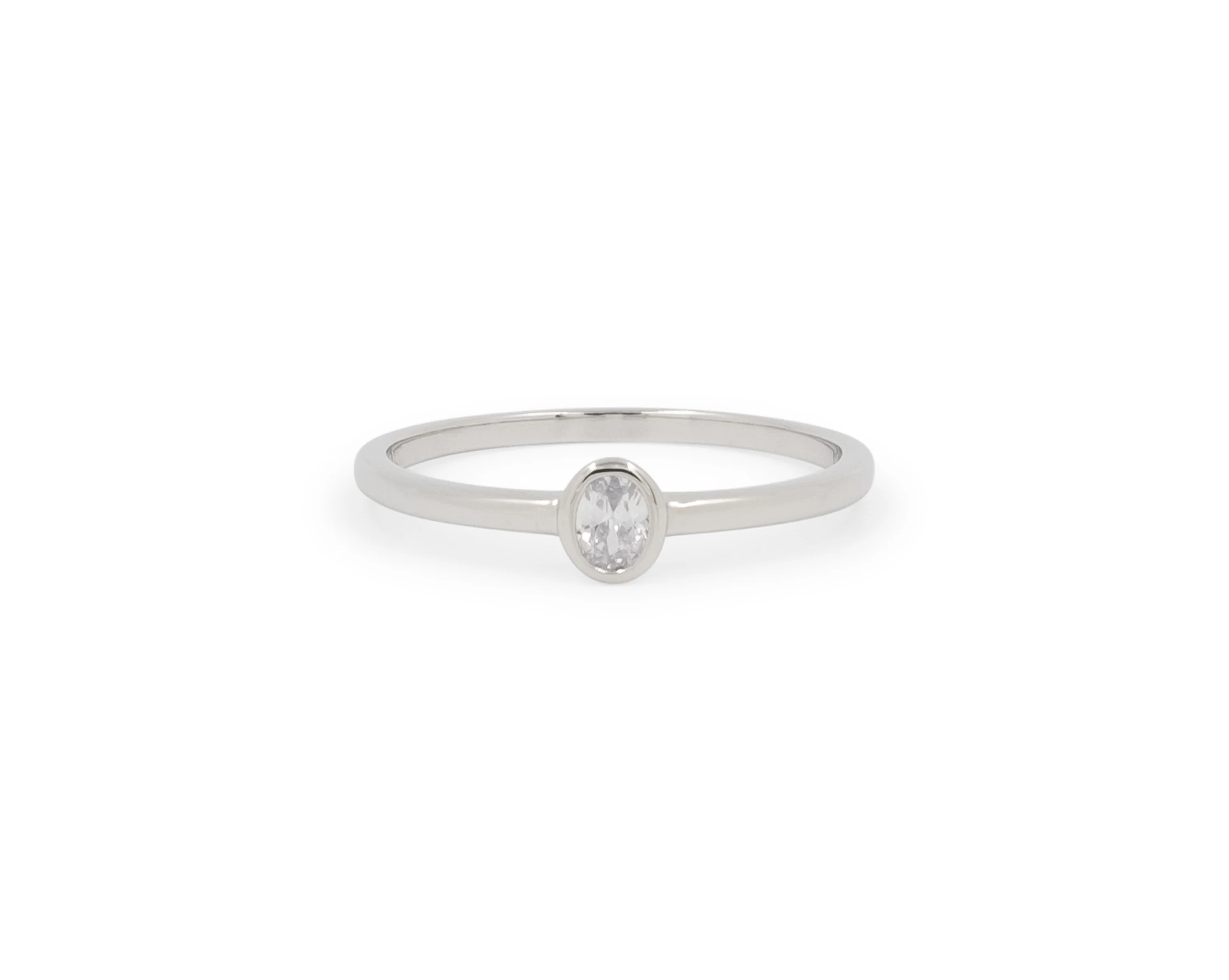 THE DAINTY OVAL STACKER - Image 5