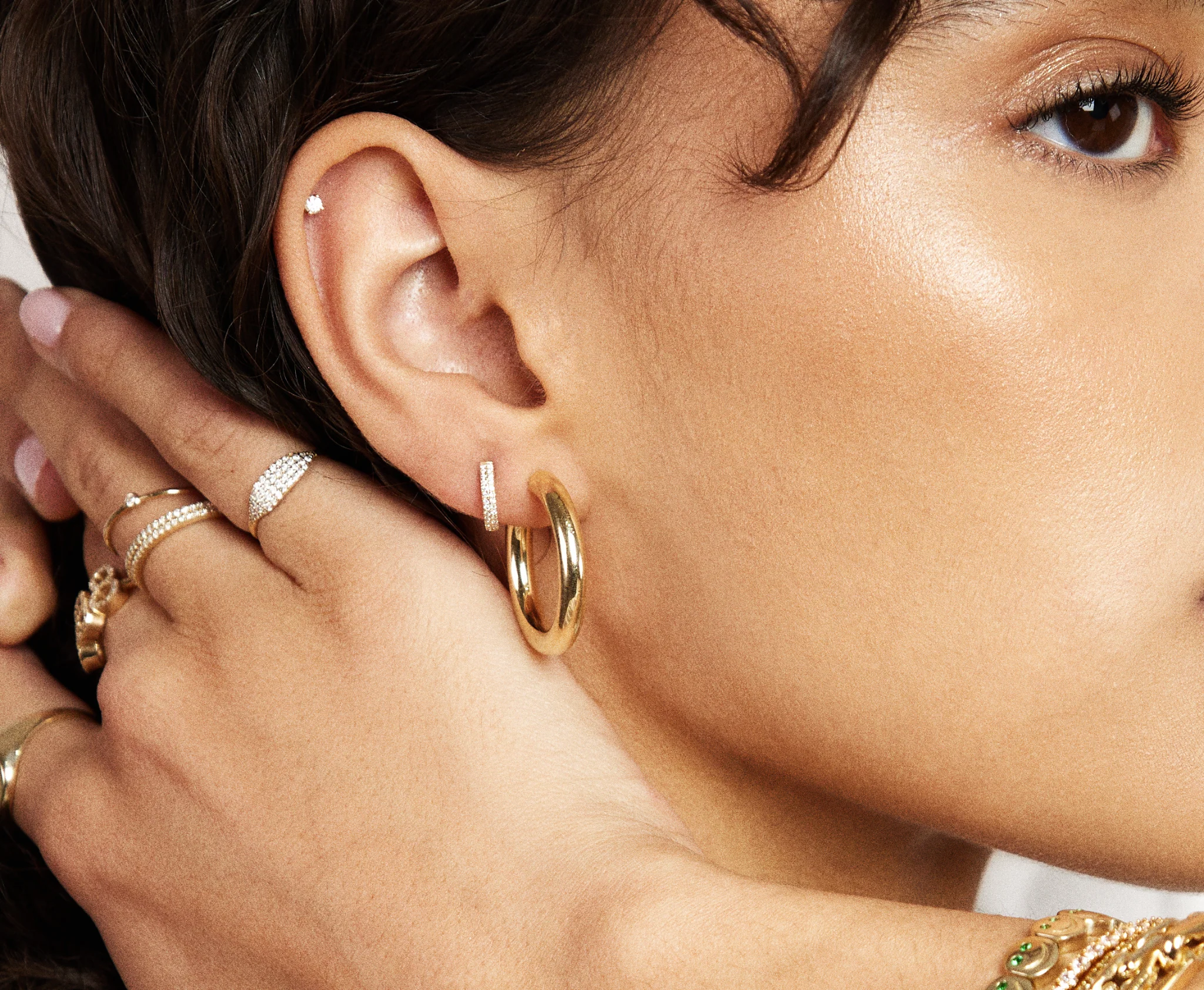 THE SMALL DIAMOND STUDS - Image 3