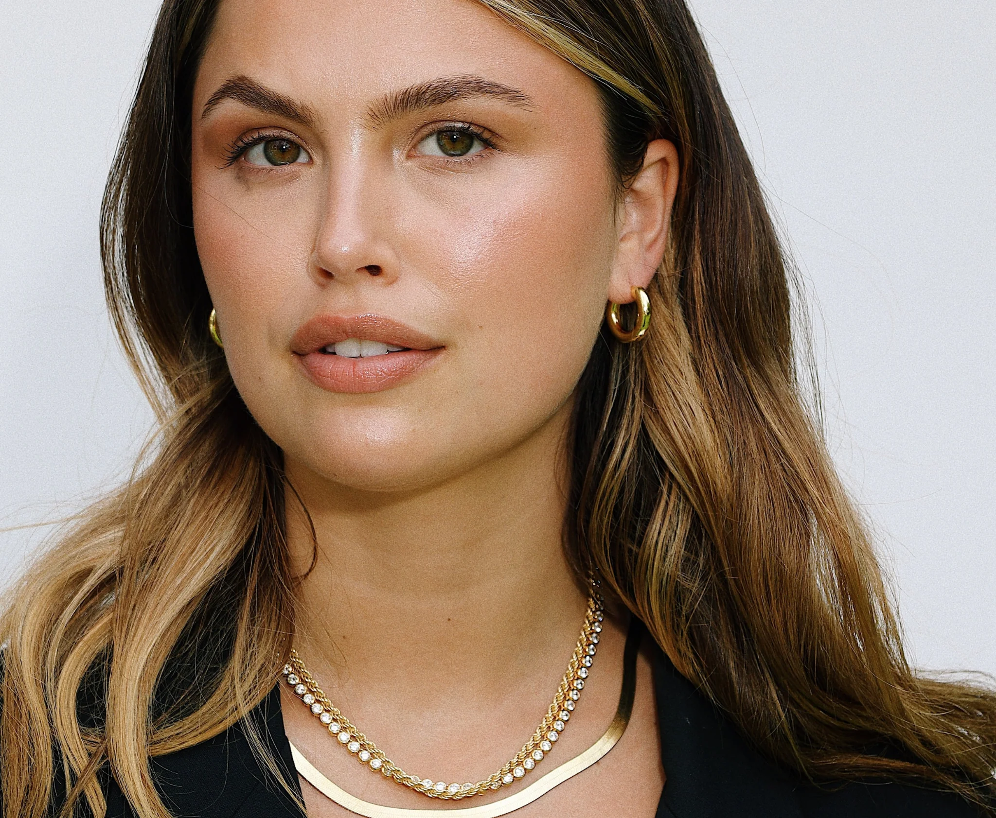 THE BOLD HOOPS - Image 3