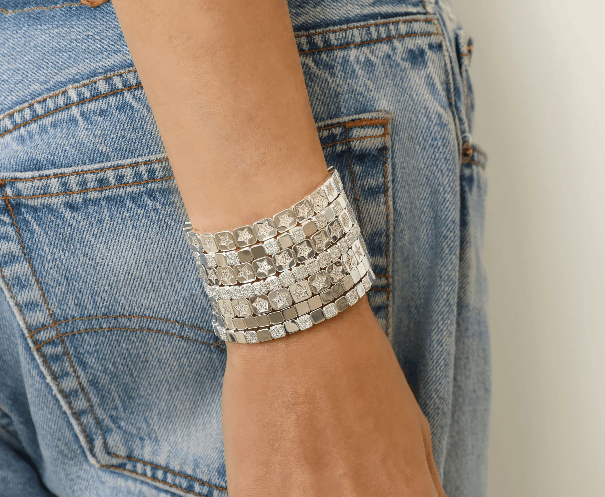 THE PAVÉ STAR BRACELET - Image 6