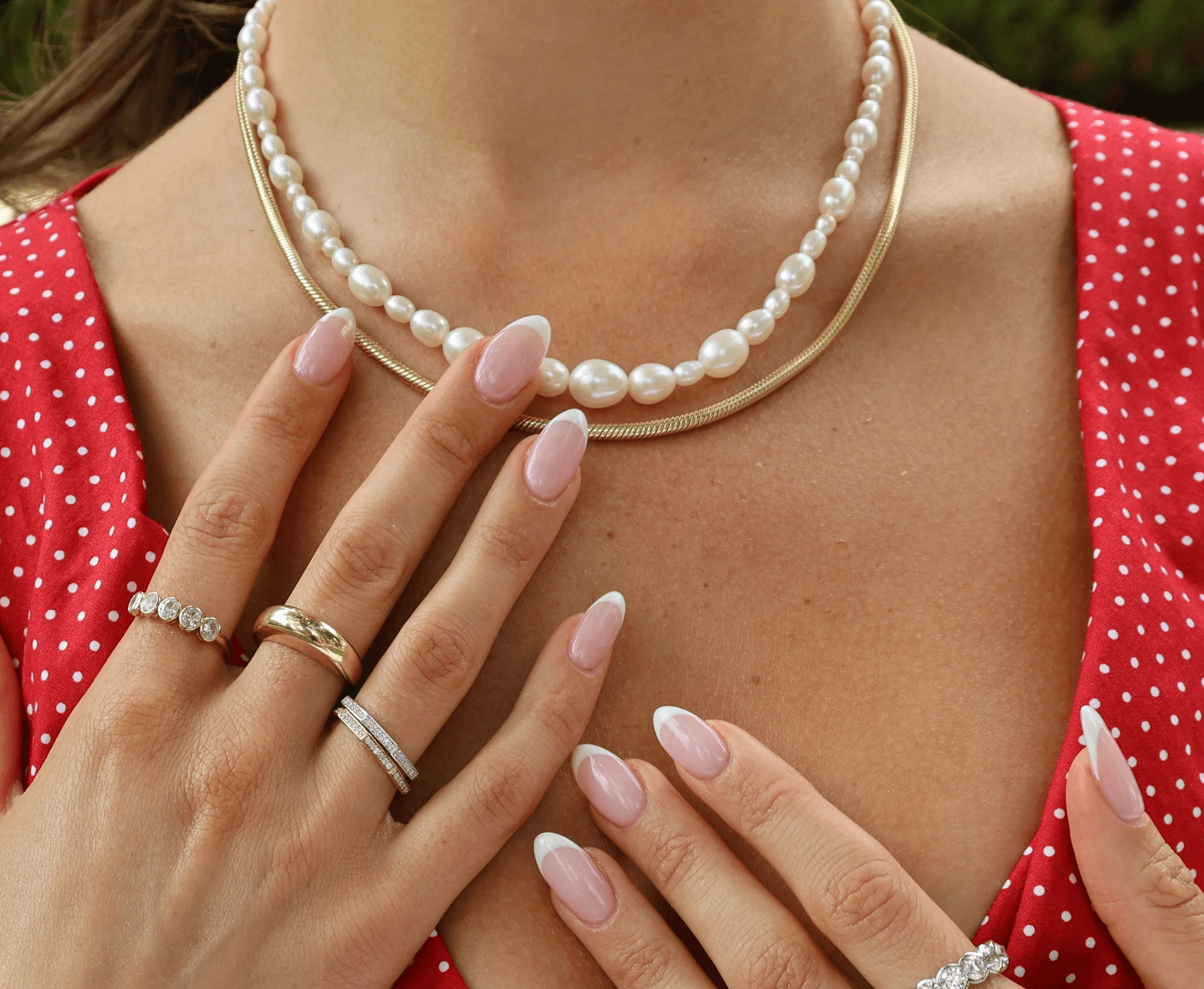 THE GRADUATED PEARL NECKLACE - Image 4