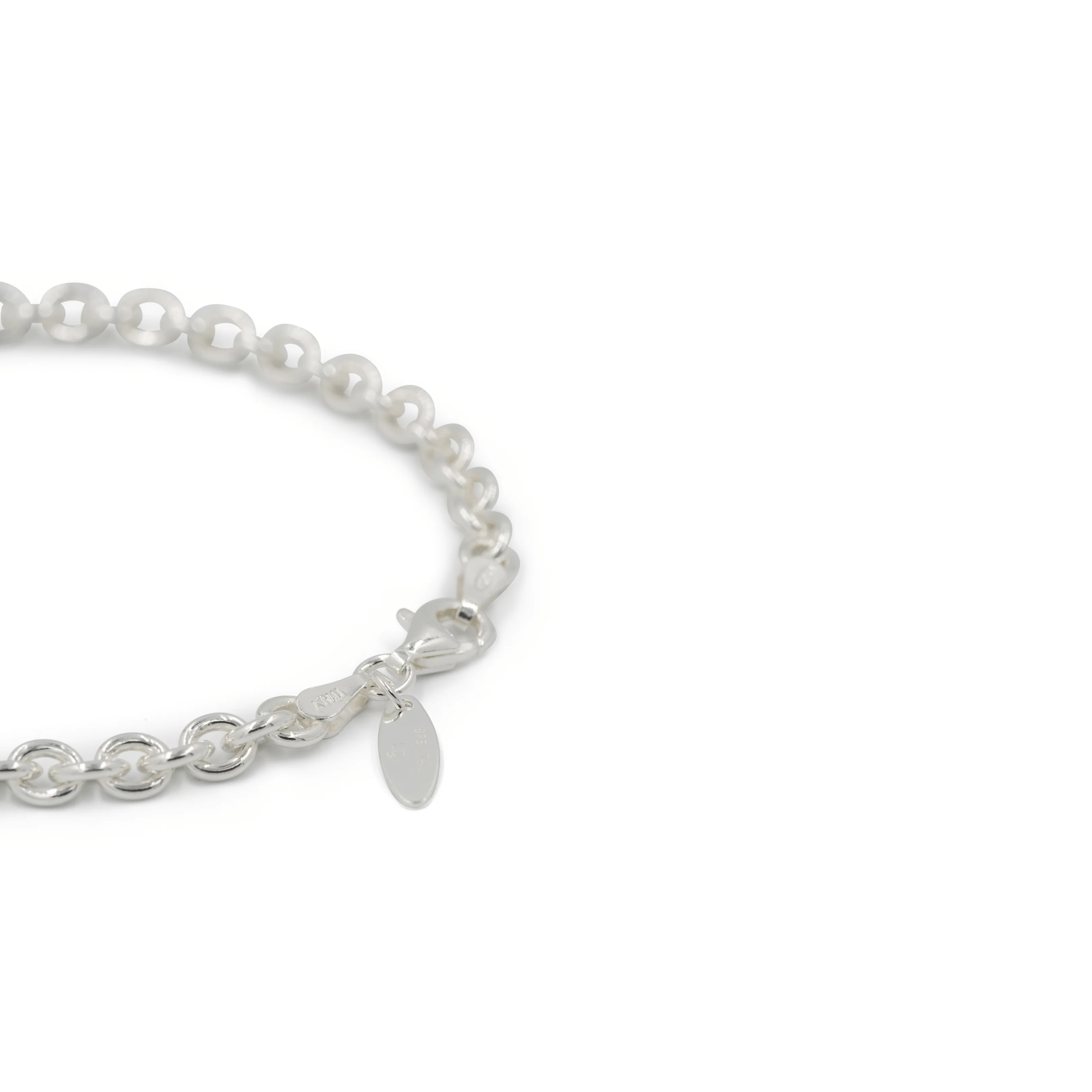 THE MINI ROLO CHAIN BRACELET - Image 6